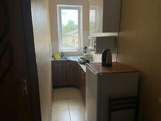 Гостиница Ася Анапа Двухместный номер с 1 кроватью или 2 отдельными кроватями и общей ванной комнатой-3