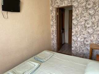 Гостиница Ася Анапа Бюджетный трехместный номер-2